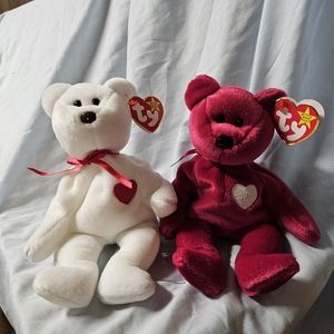 Ty Valentino and Valentina beanie babies.has all tags .been stored safely since